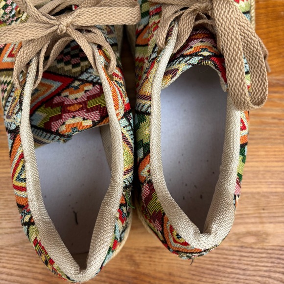 Jute Artisanal Colorful Flower Lace-Up Shoe Size 9.5 - Picture 6 of 9